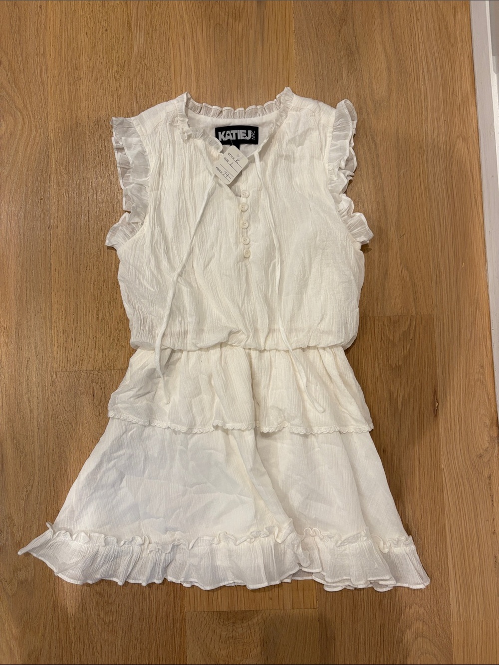 Girls' Cream Ruffle Tiered Casual Dress size large NWT